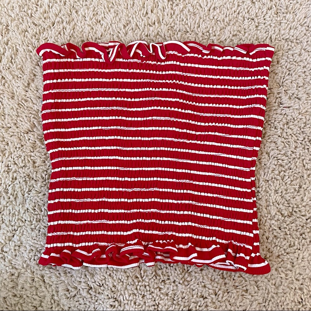 Strapless red and white striped tube top